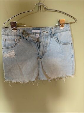 Forever 21 Light Wash Distressed Denim Mini Skort skirt shorts